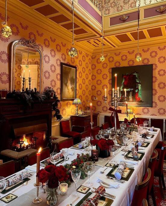 Toftcombs Mansion House Villa Biggar Bagian luar foto
