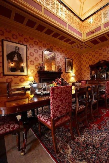 Toftcombs Mansion House Villa Biggar Bagian luar foto